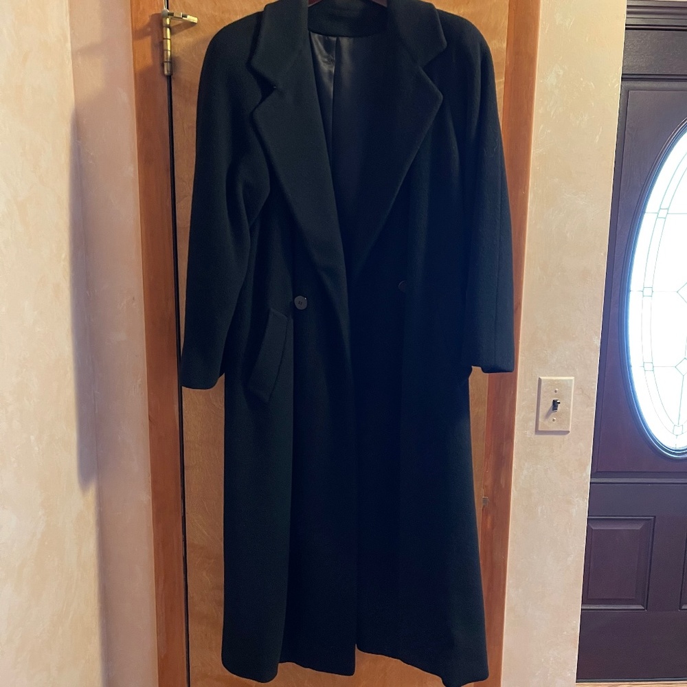Cashmere coat